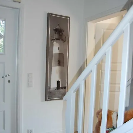 Ferien In Einem Ehemaligen Kaptitaenshaus 펜션