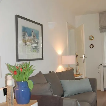 Ferien In Einem Ehemaligen Kaptitaenshaus Holiday home *